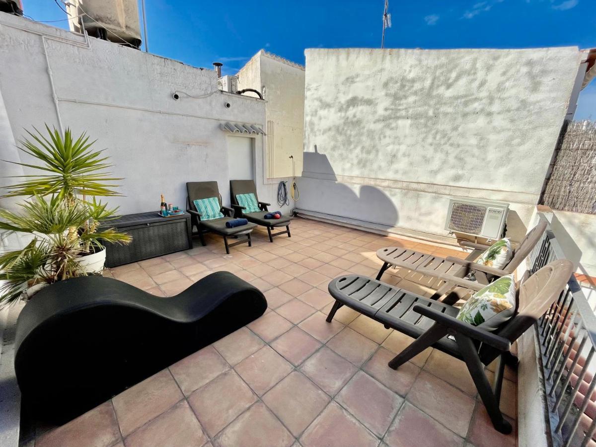 Sea Dreams With Amazing Terrace Apartment Sitges Exterior photo